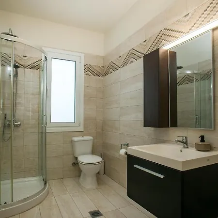 Ariadne Villa *